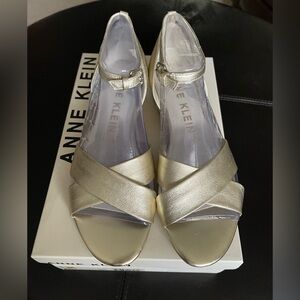 Anne Klein Sandals Espadrilles Gold 8